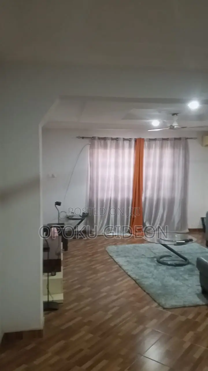 4bdrm House in Junction, Ablekuma for sale
