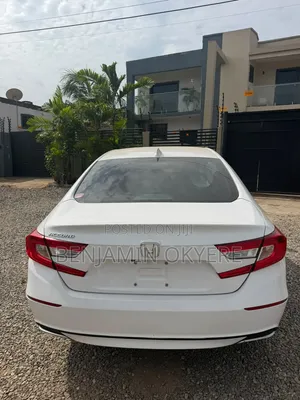 Honda Accord LX (1.5L 4cyl Turbo CVT) 2019 White