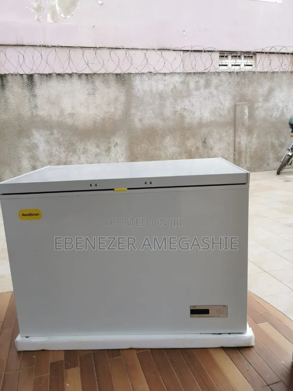 AuraSmart Chest Freezer