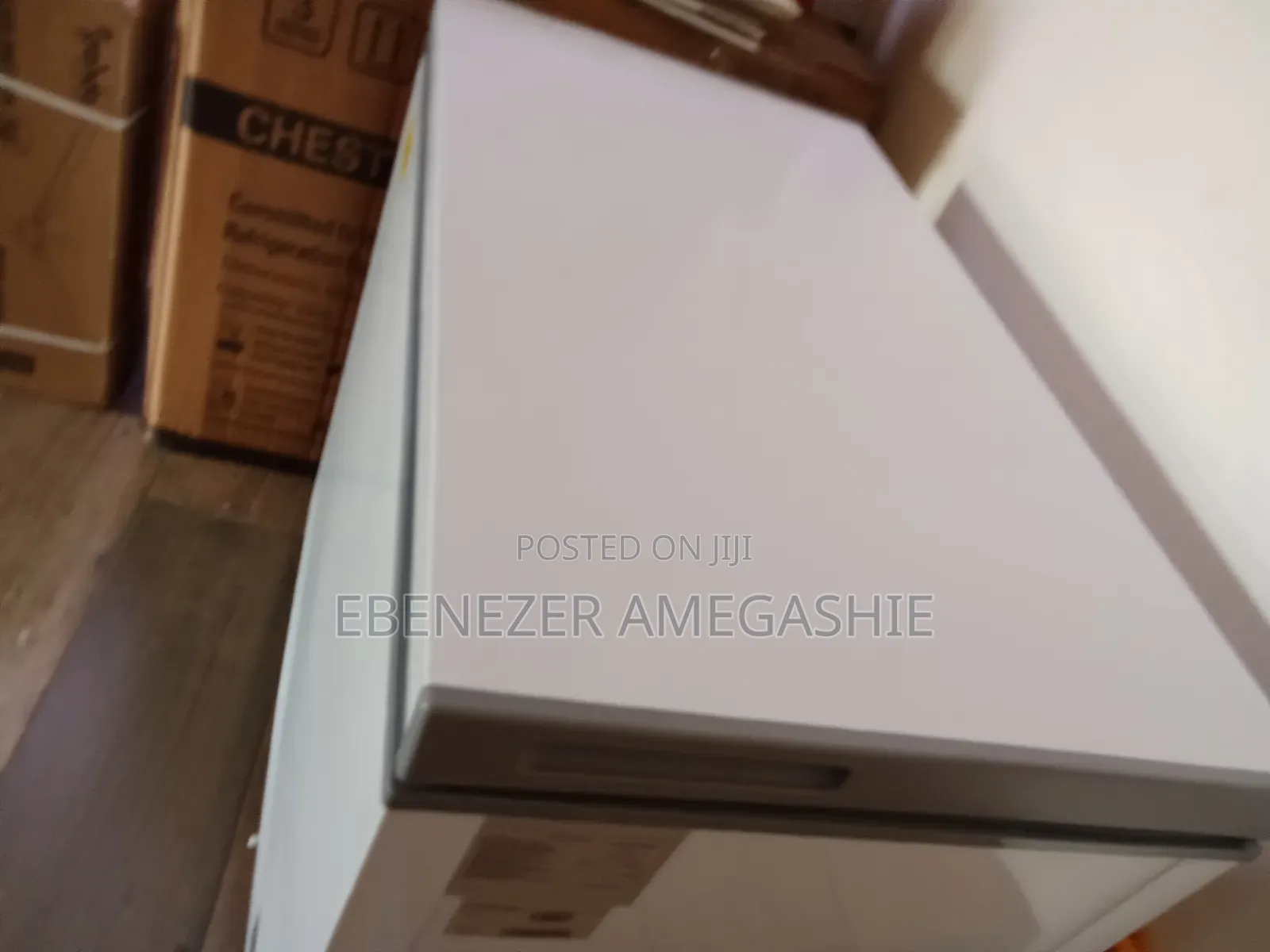 AuraSmart Chest Freezer