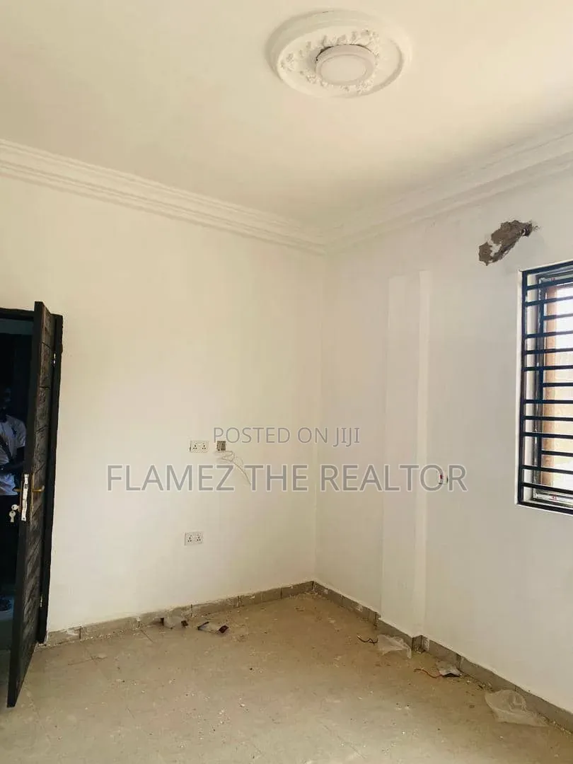 2bdrm Apartment in Sapeiman Side, Amasaman for rent