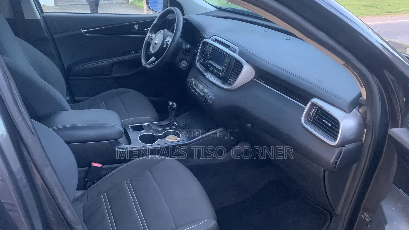 Kia Sorento 4dr SUV 2016 Black