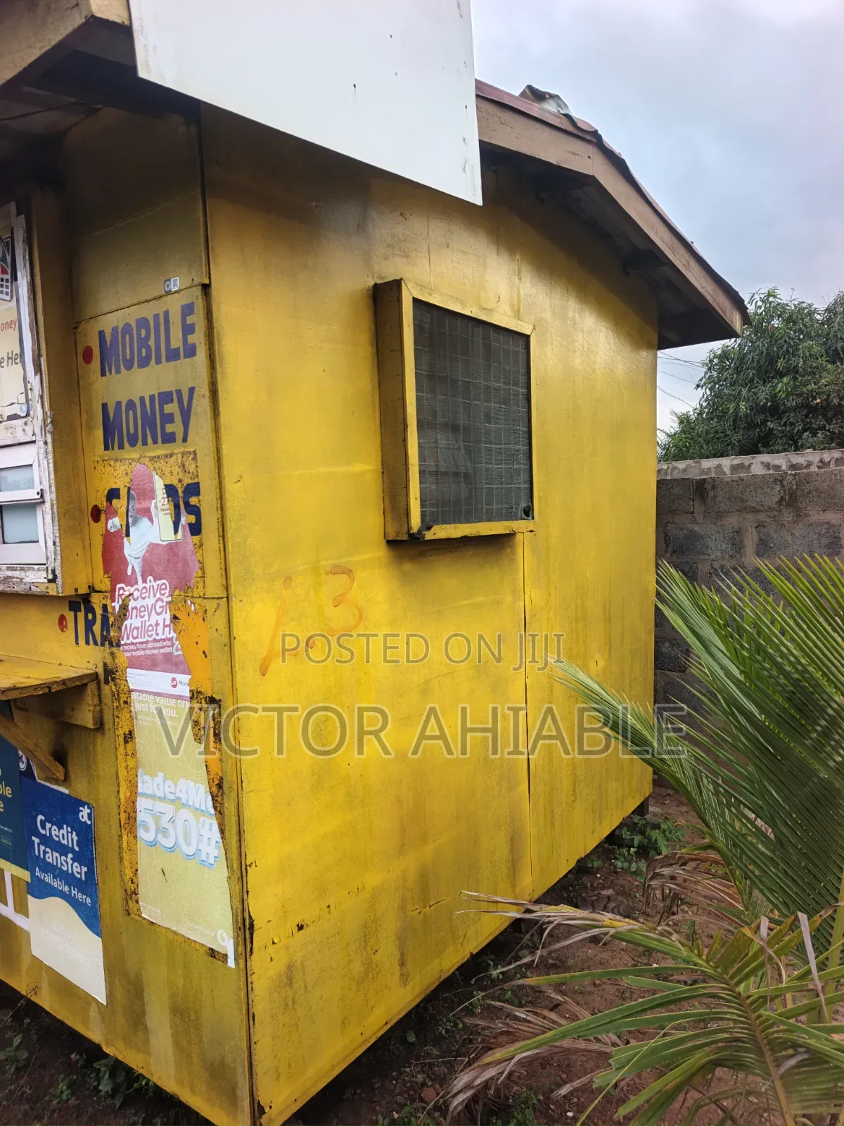 Wooden Kiosk 8×8 Feet