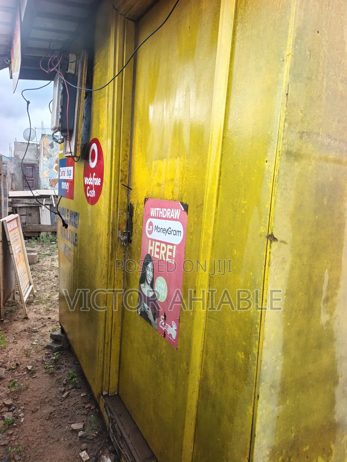 Wooden Kiosk 8×8 Feet