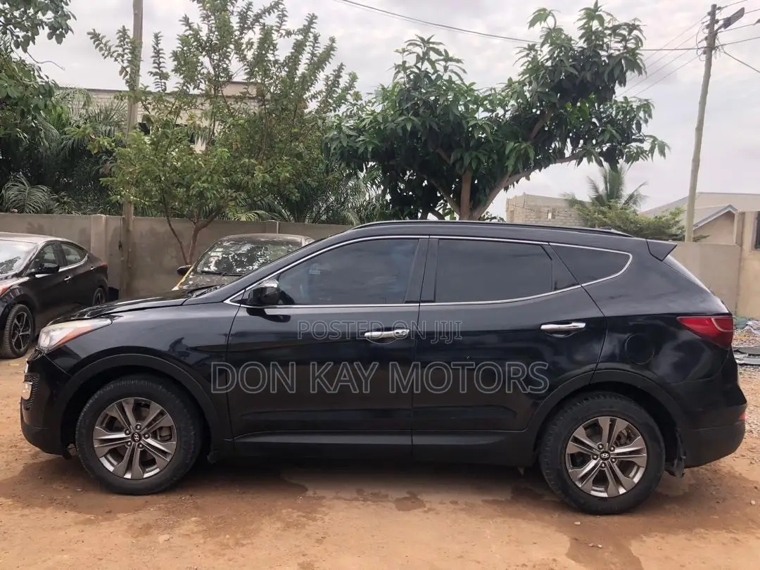 Hyundai Santa Fe 2015 Black