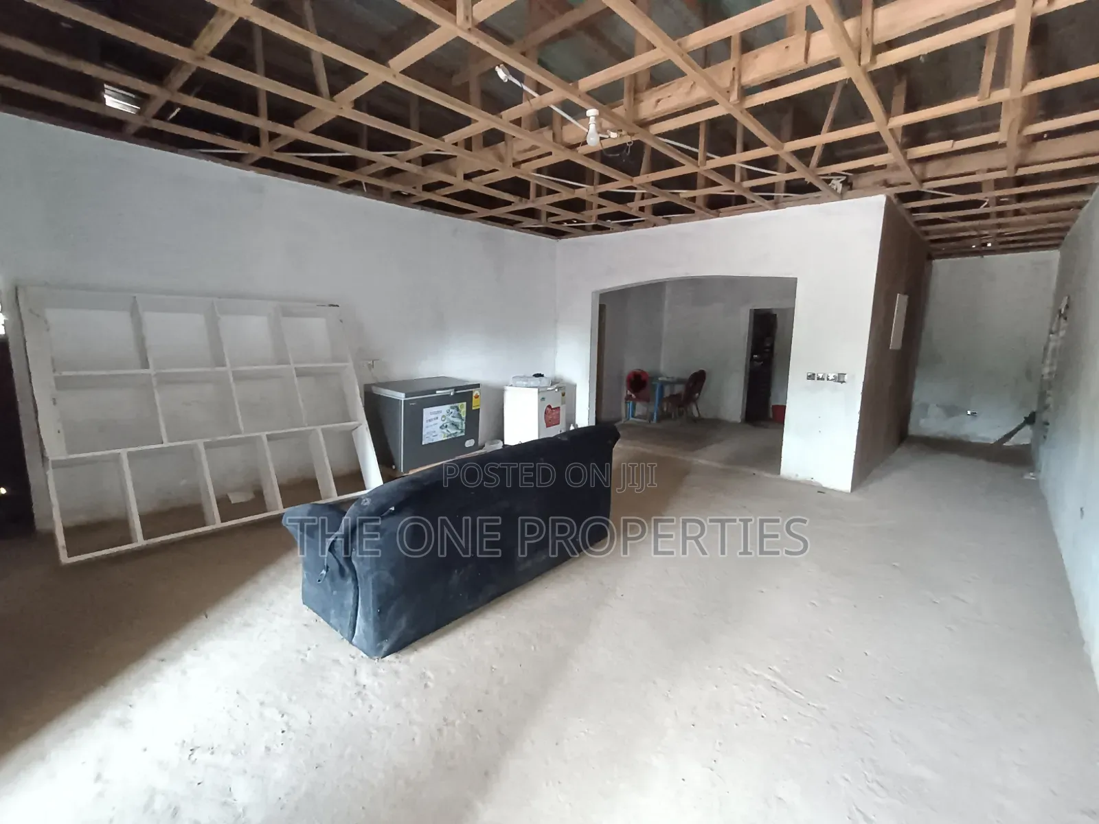 3bdrm House in Adjen Kotoku, Amasaman for sale