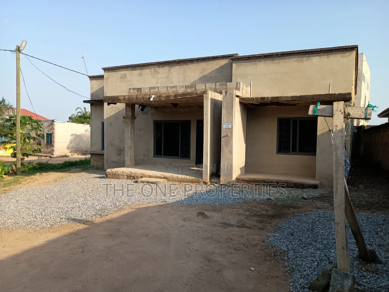 3bdrm House in Adjen Kotoku, Amasaman for sale