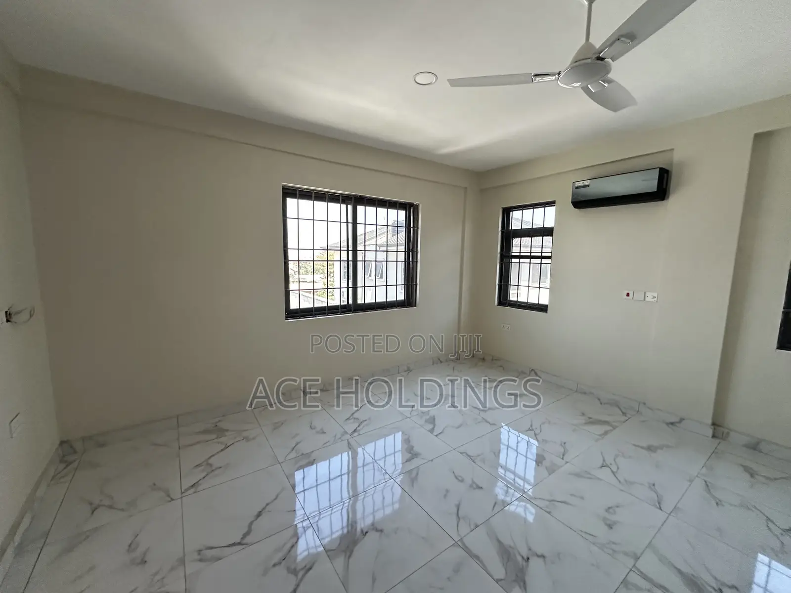 3bdrm Apartment in Ashaley Botwe, School Junction for rent