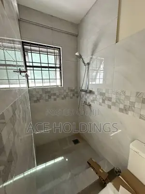 3bdrm Apartment in Ashaley Botwe, School Junction for rent