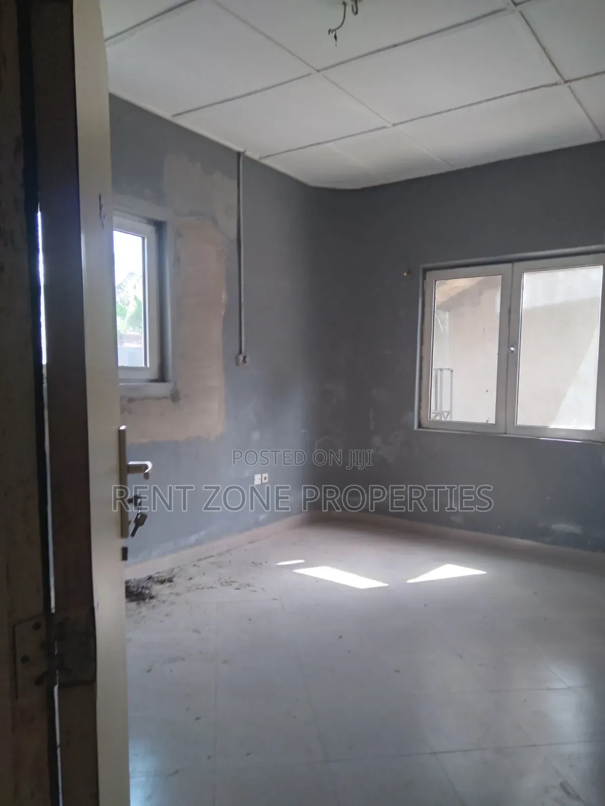 4bdrm Apartment in Ofankor for rent
