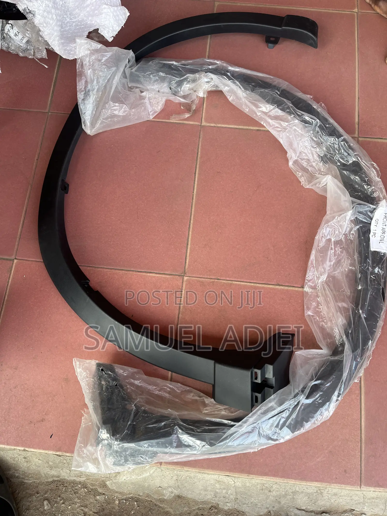 Mazda CX5 2014 to 2016 Fender Moulding Front Pair.