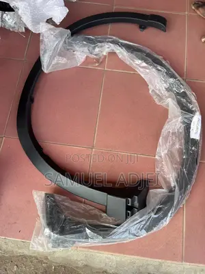 Mazda CX5 2014 to 2016 Fender Moulding Front Pair.