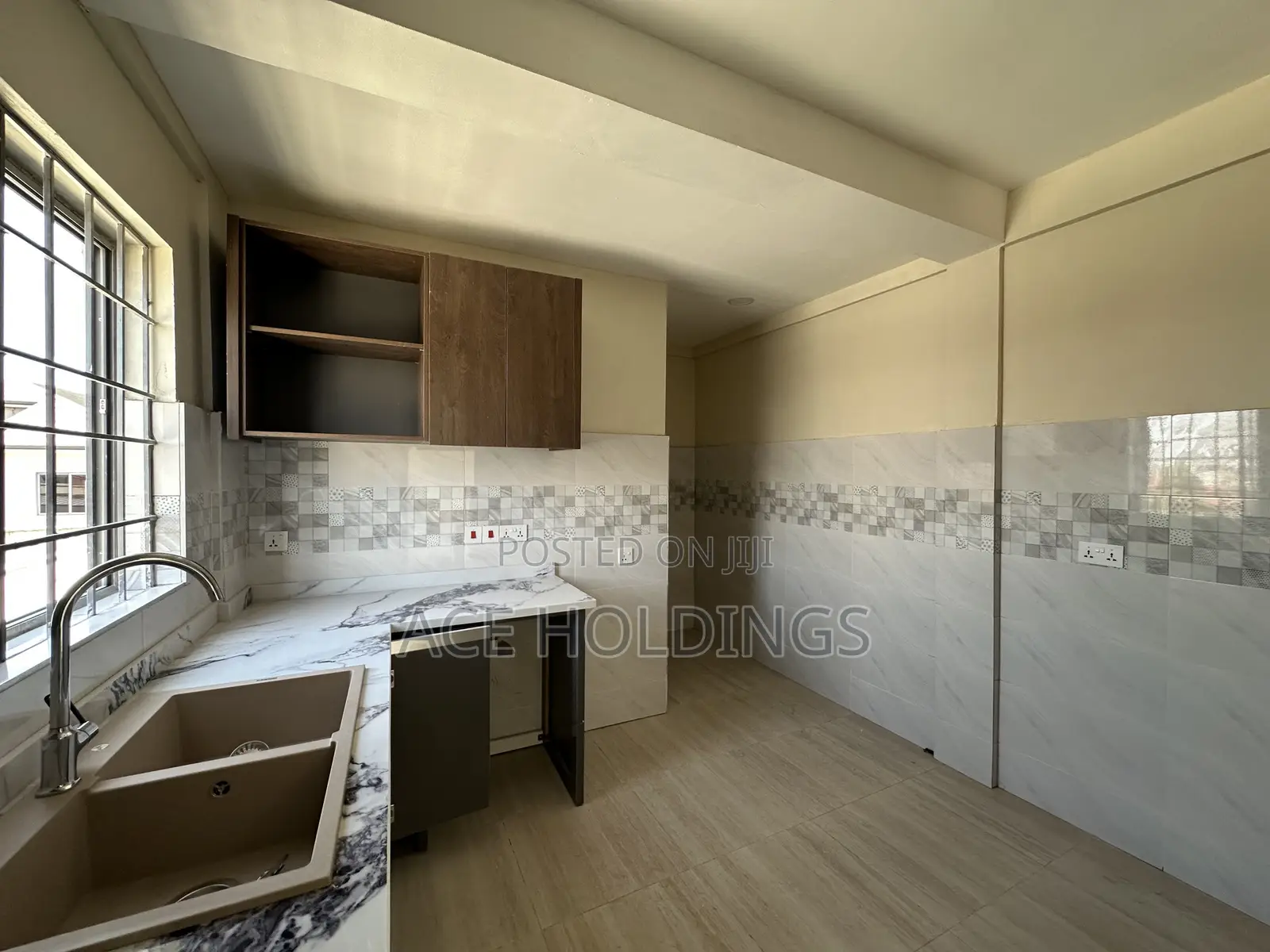 2bdrm Apartment in Ashaley Botwe, School Junction for rent