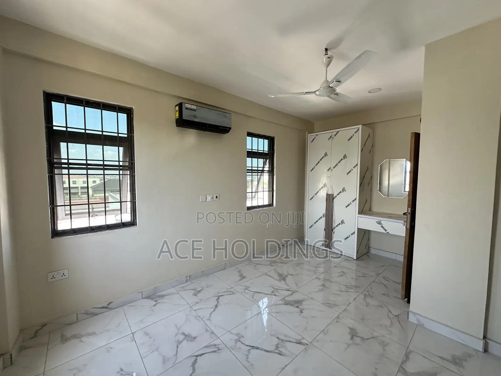 2bdrm Apartment in Ashaley Botwe, School Junction for rent