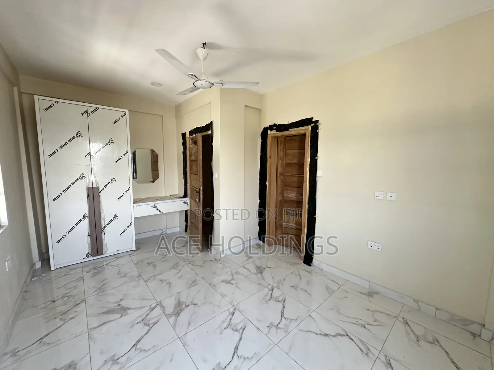 2bdrm Apartment in Ashaley Botwe, School Junction for rent