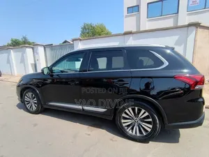 Mitsubishi Outlander SEL FWD 2019 Black