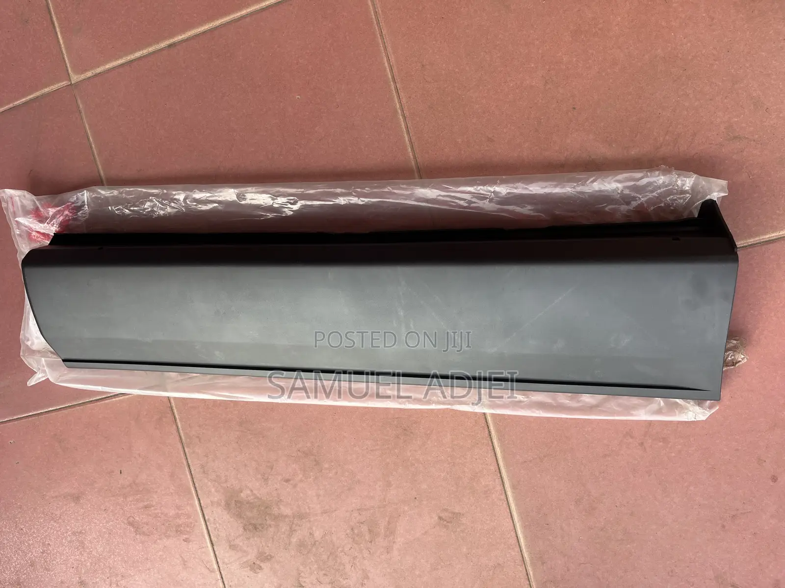 Mazda CX9 Door Moulding Back.
