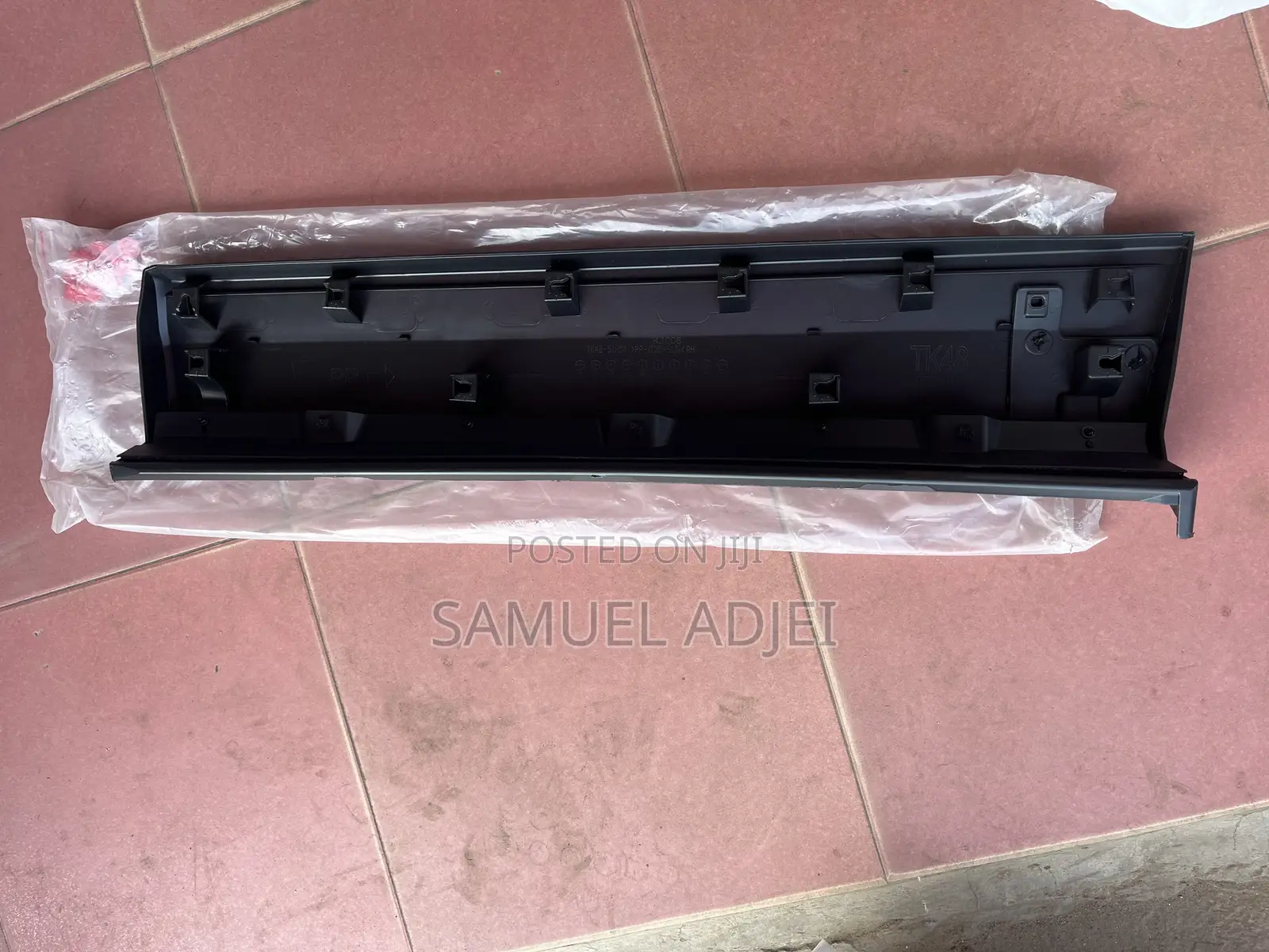 Mazda CX9 Door Moulding Back.