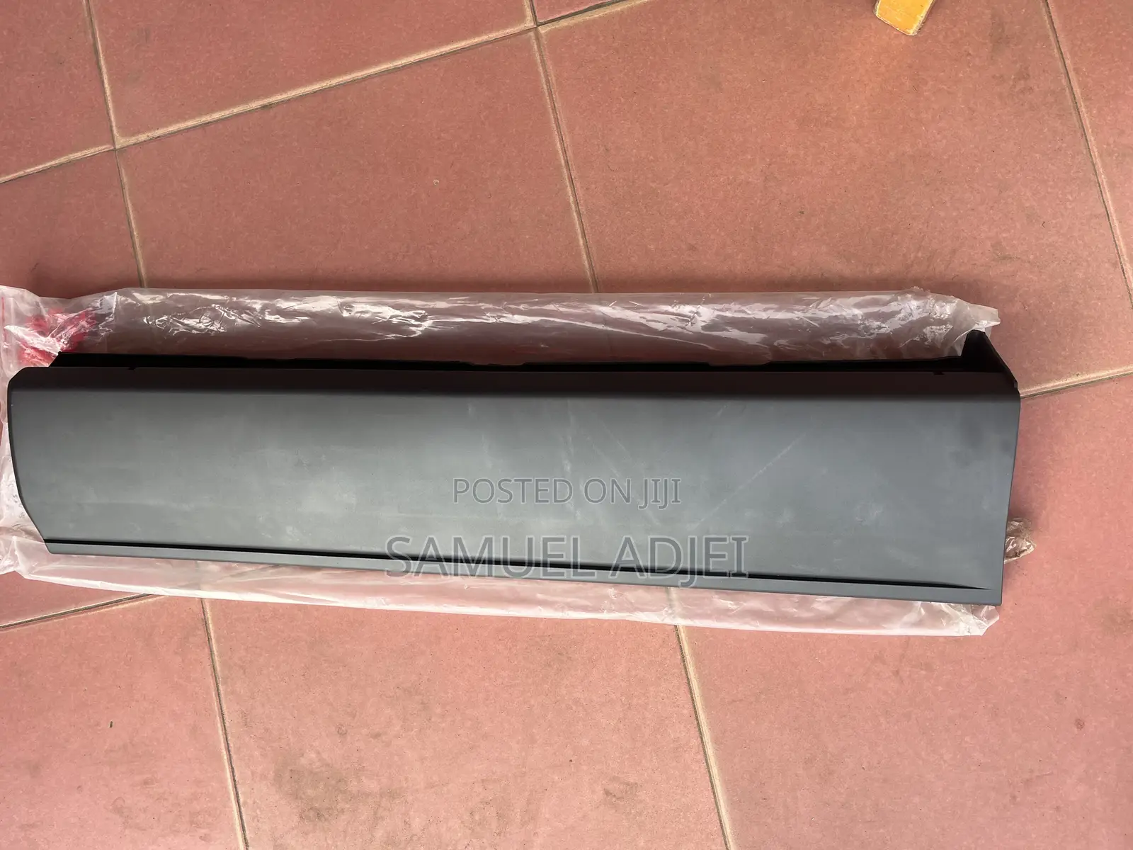 Mazda CX9 Door Moulding Back.