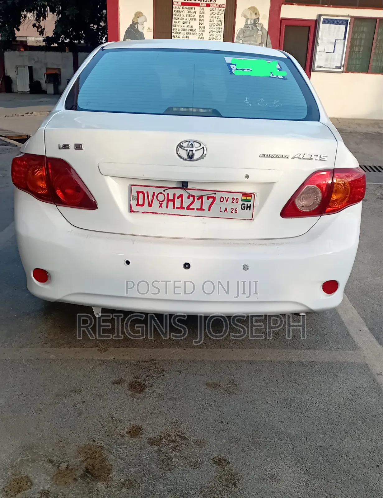 Toyota Corolla L 4-Speed Automatic 2013 White