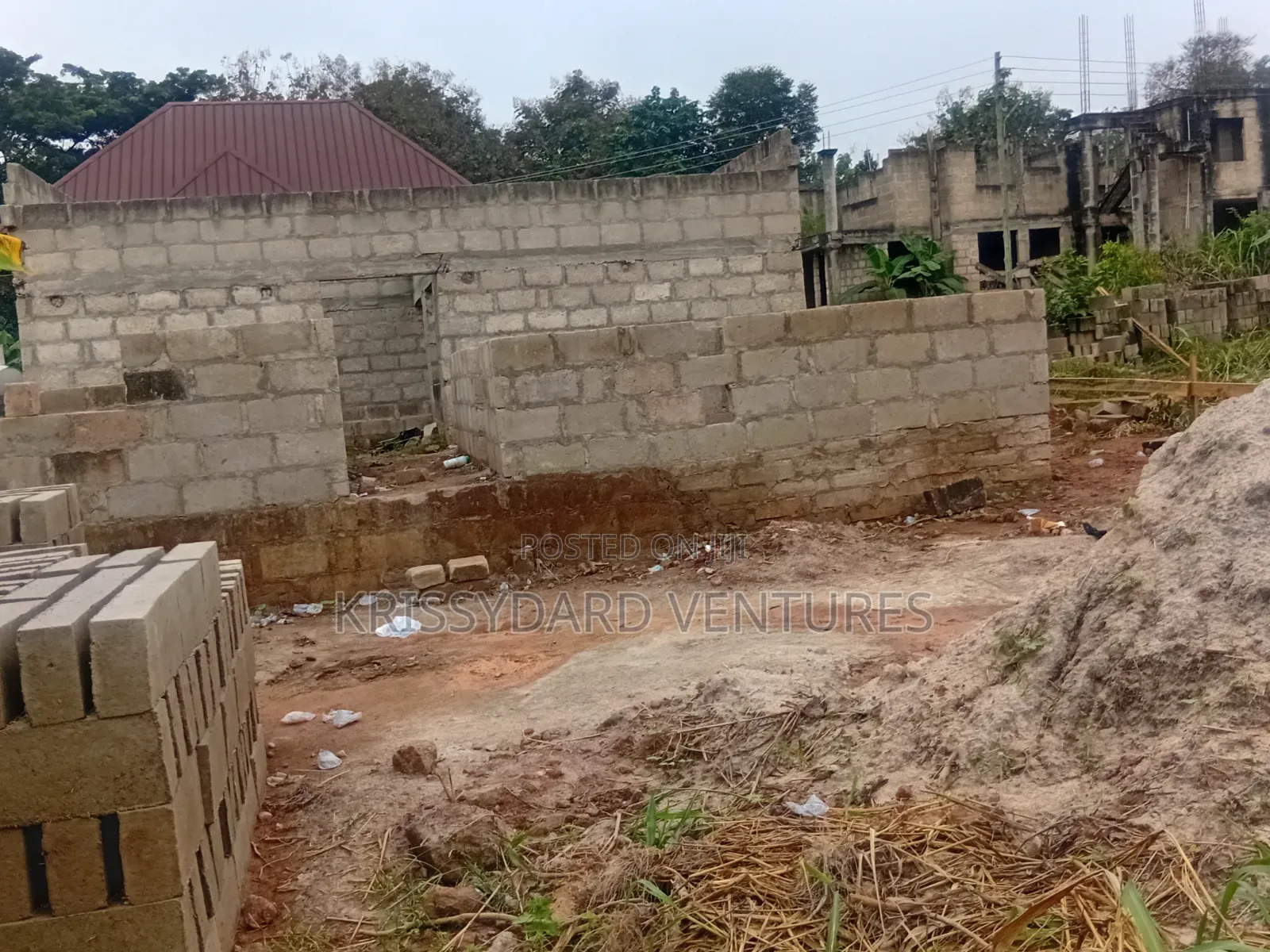Uncompleted 4bdrm at Akrafo Kokoben Near Nketia, Kumasi for Sale