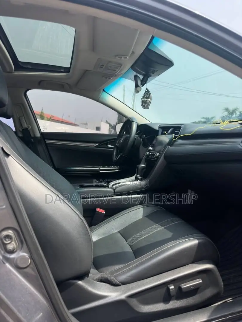 Honda Civic Touring 2021 Gray