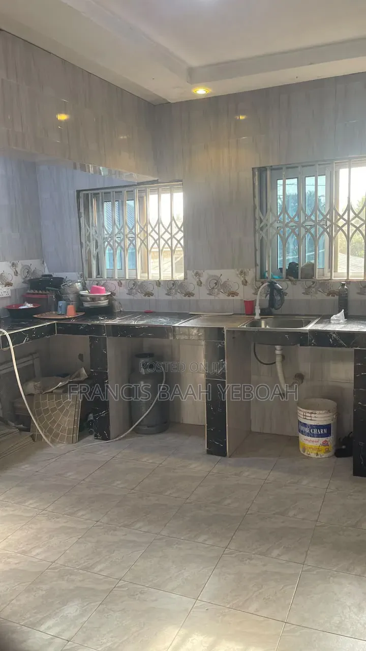3bdrm Apartment in Shining Star Real, Accra Metropolitan for rent