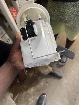 Benz C250 Fuel Pump Home Used