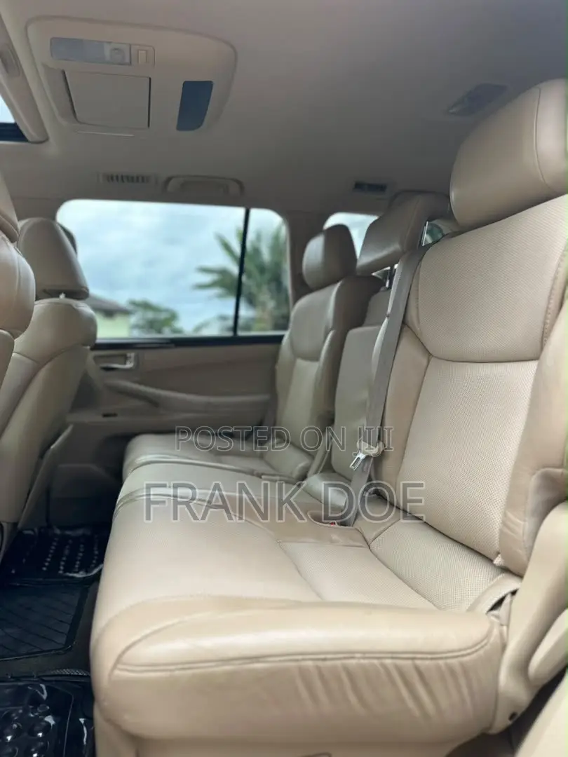 Lexus LX 570 2011 White