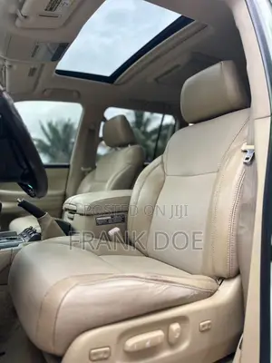Lexus LX 570 2011 White