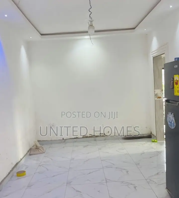 3bdrm Apartment in Sowutwuom for rent
