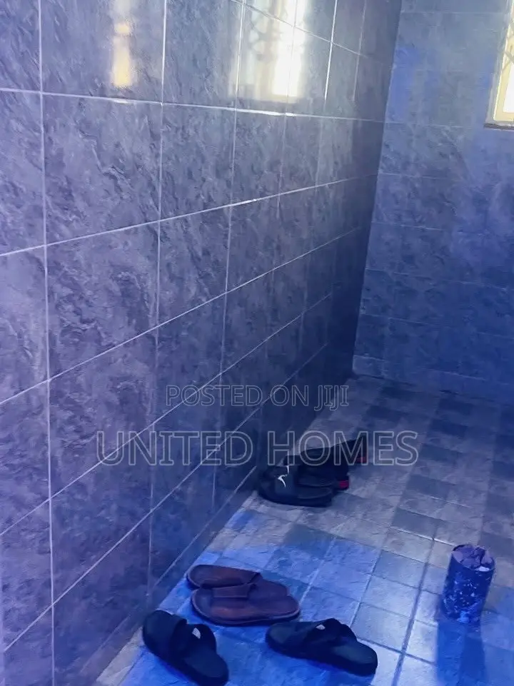 3bdrm Apartment in Sowutwuom for rent