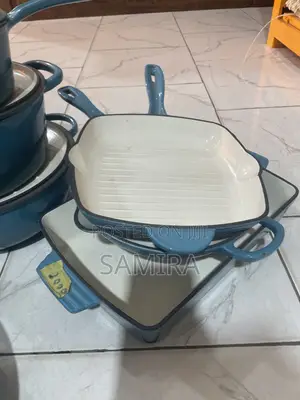 Cast Iron Cookware Set