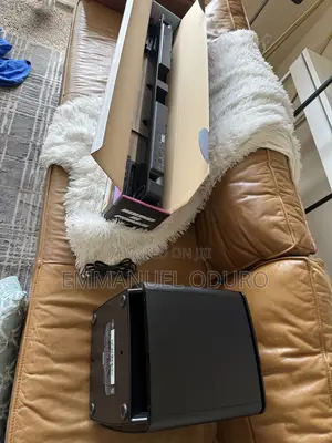 Bose Smart Soundbar 900 .Bass Module 700/ Surround 700