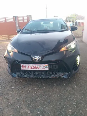 Toyota Corolla LE Plus 4dr Sedan (1.8L 4cyl CVT) 2016 Black
