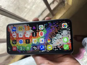 Apple iPhone 11 64 GB Black