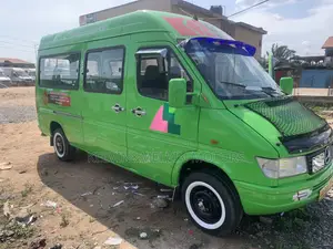 Mercedes-Benz Sprinter 2013 Green