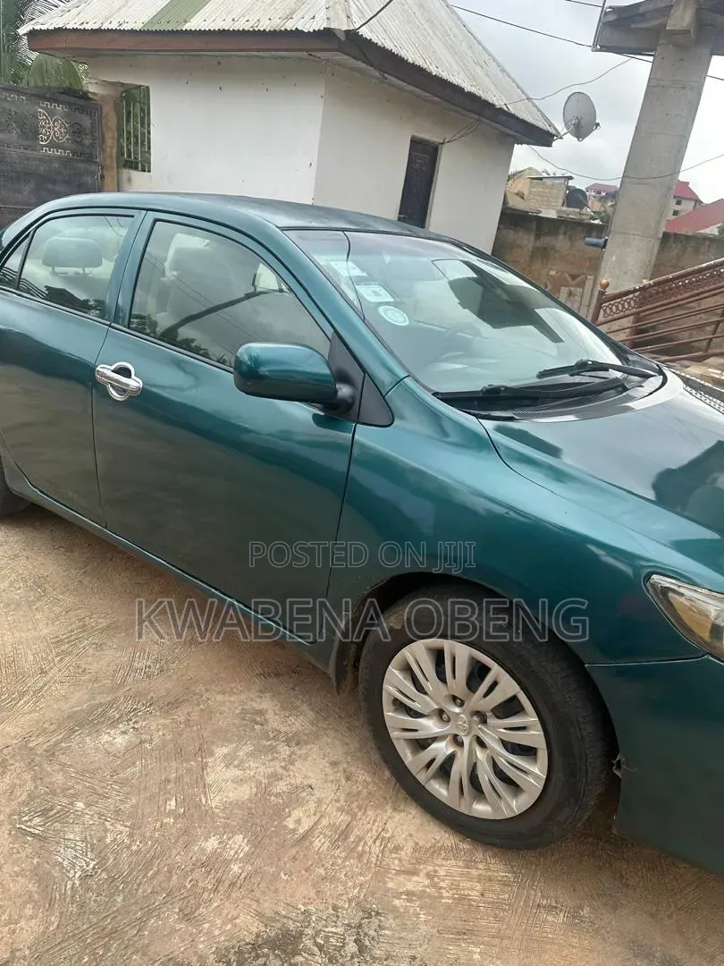 Toyota Corolla LE 4dr Sedan (1.8L 4cyl 4A) 2012 Green