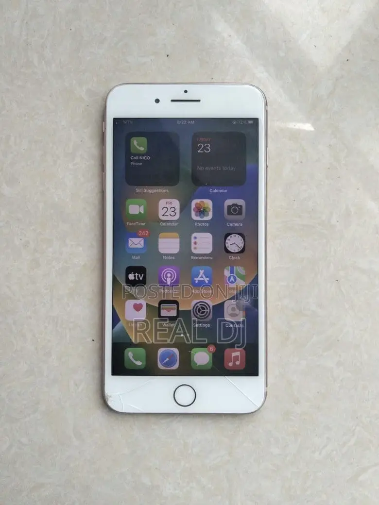 Apple iPhone 8 Plus 64 GB Gold
