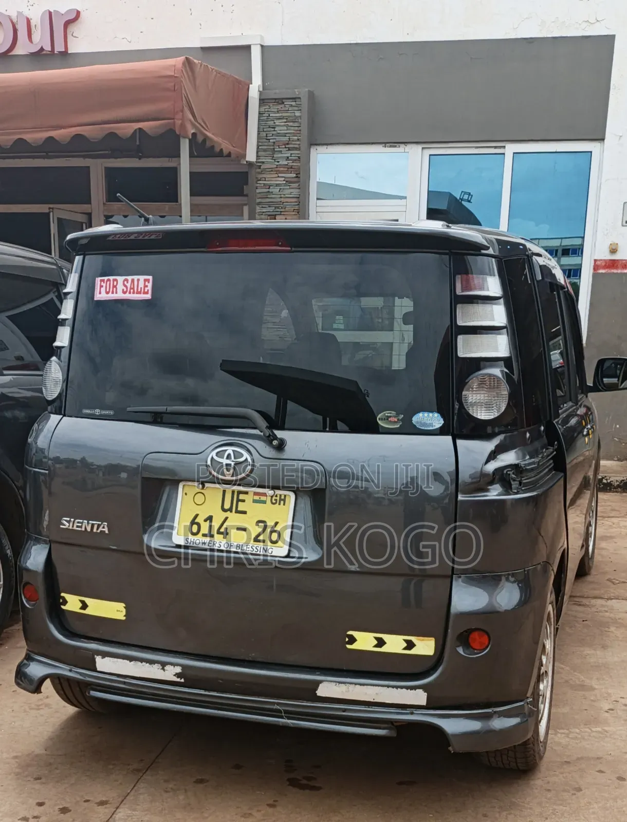 Toyota Sienta 1.5 FWD 2006 Gray
