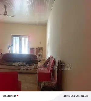 4bdrm House in E A Properties, Frafraha for sale