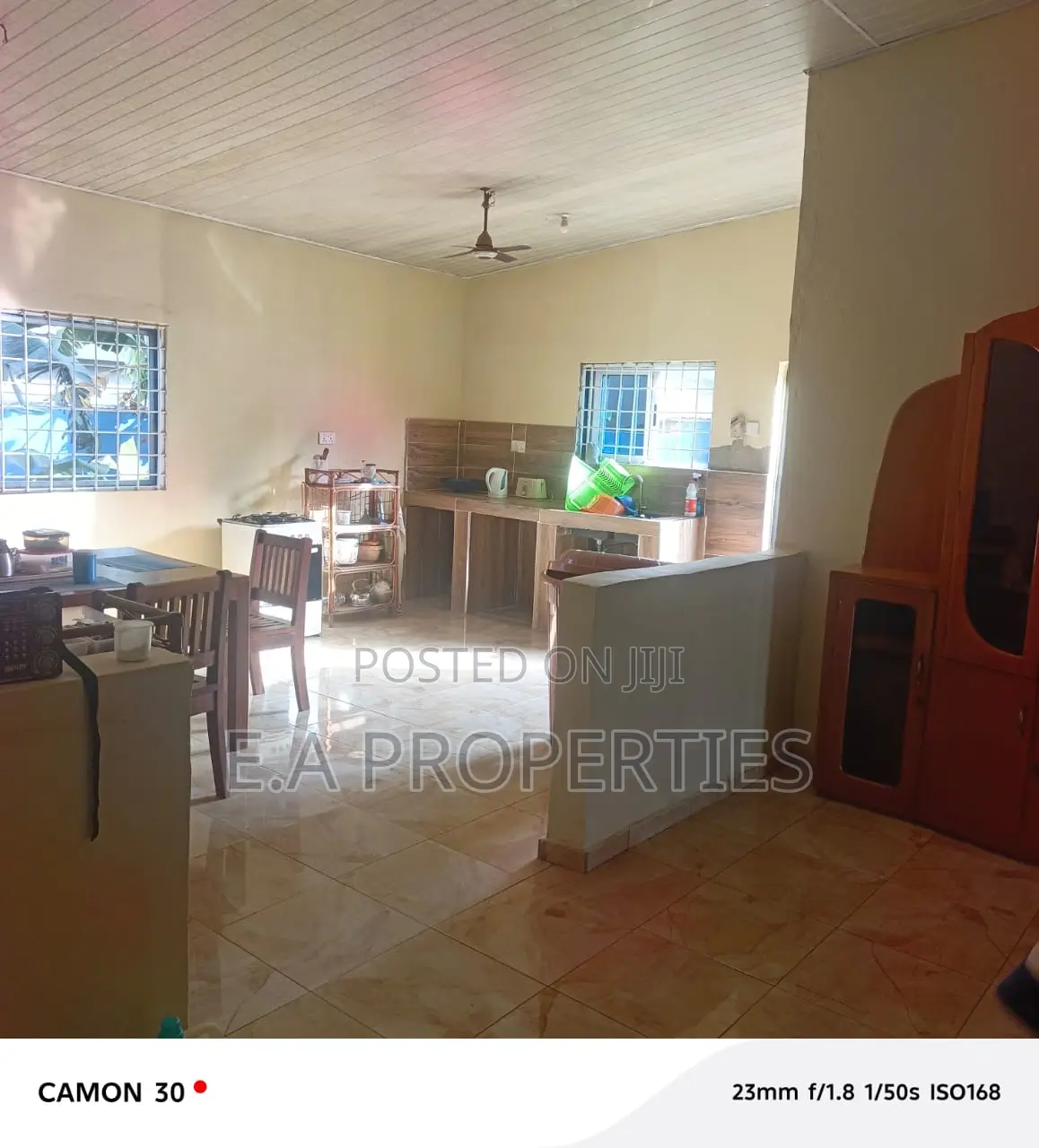 4bdrm House in E A Properties, Frafraha for sale