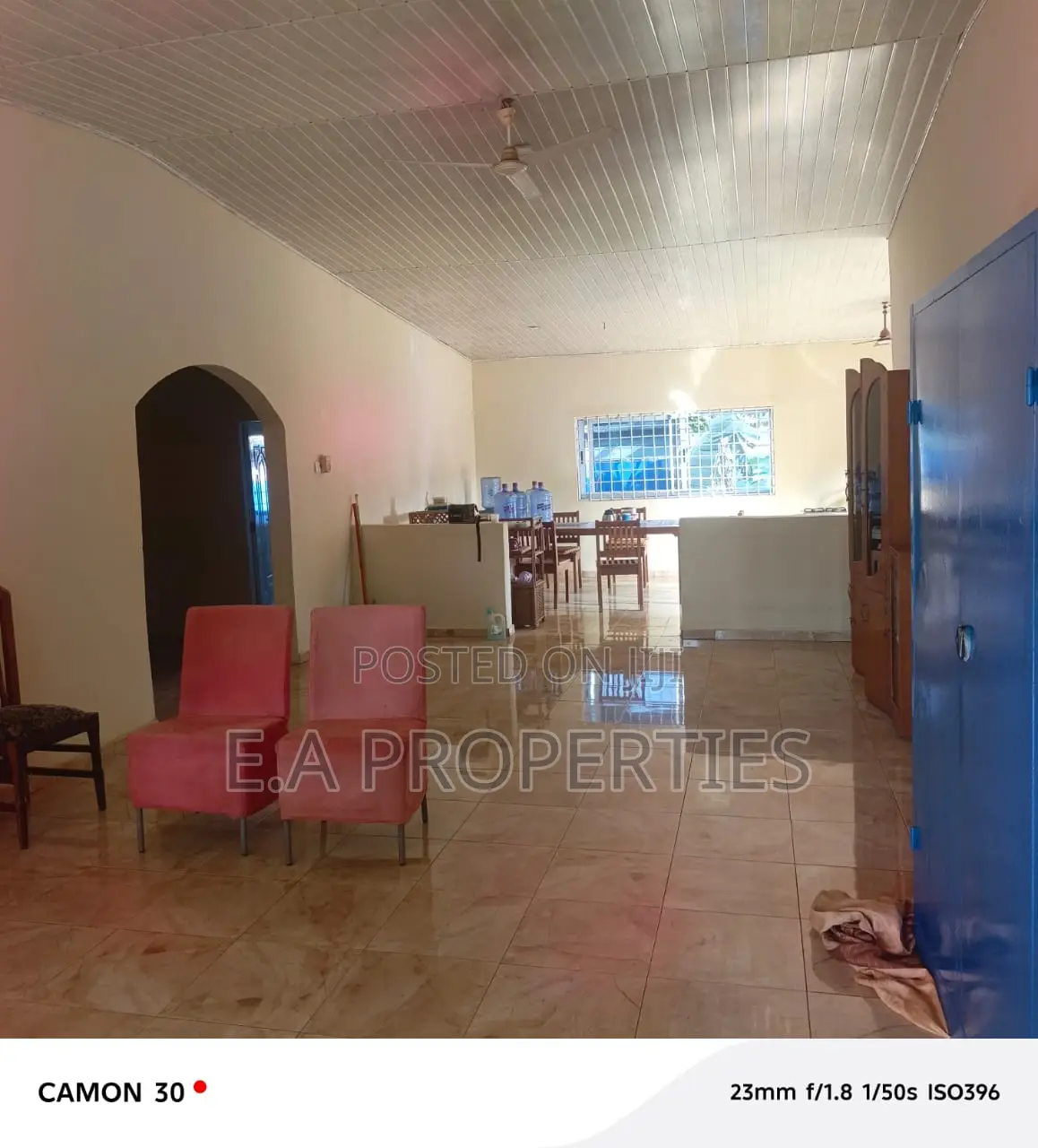 4bdrm House in E A Properties, Frafraha for sale