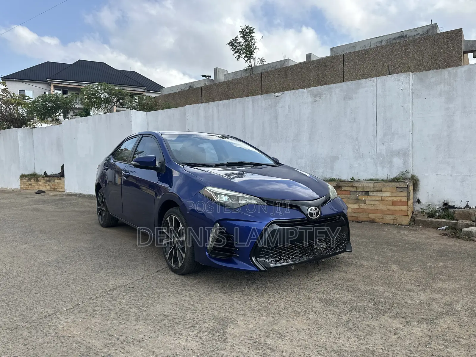 Toyota Corolla 2017 Blue