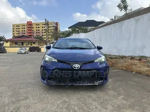 Toyota Corolla 2017 Blue