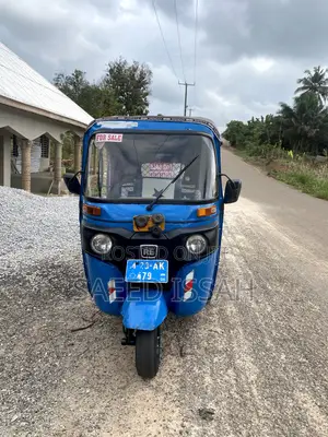 Bajaj RE 2023 Blue