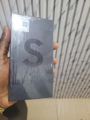 New Samsung Galaxy S22 5G 128 GB Black