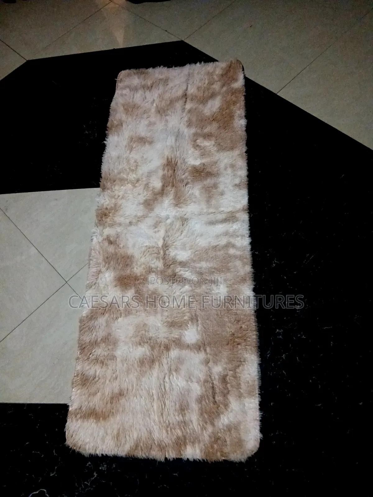 Light Camel / Beige Cream Gradient Shaggy Runner - Luxury Bedside Rug