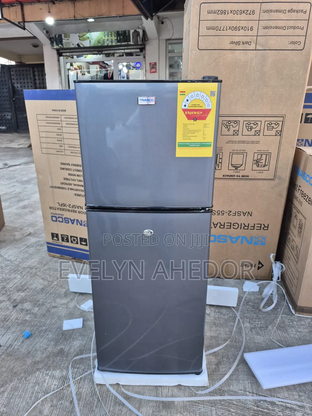 Nice Nasco 138L Divided Top Freezer With Lock and Key for Sale
