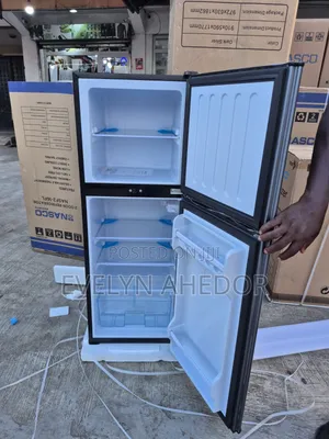 Nice Nasco 138L Divided Top Freezer With Lock and Key for Sale